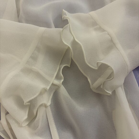 Aritzia Wilfred Frenchy Blouse in White - Picture 5 of 11